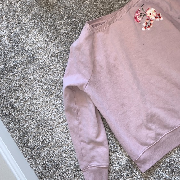 Floral Light Pink Sweater - Picture 4 of 8